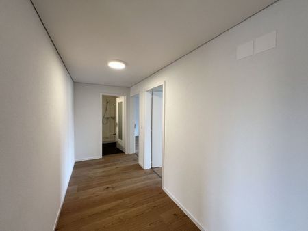 An zentraler Lage nach Totalrenovation! - Photo 2