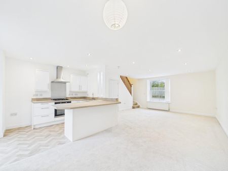 3 bedroom apartment to rent - Photo 2