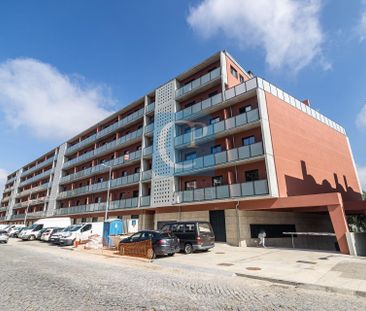 Apartamento T1Kit com garagem, em frente ao Hospital São João - Asp... - Photo 2