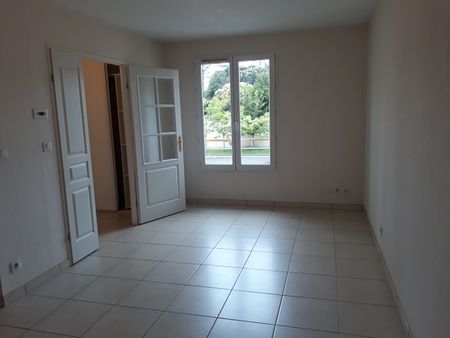 Location Appartement 2 Pièces 37 m² - Photo 2