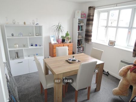 2 bedroom maisonette to rent - Photo 5