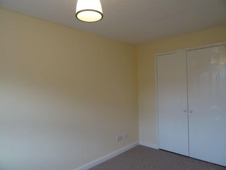 3 bedroom House to rent - Photo 3