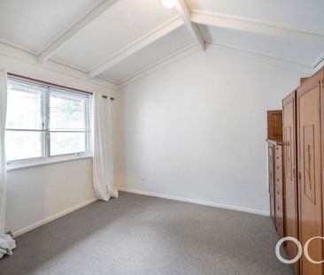 Open The Door To A Treasured City-Edge Haven on Vincent Street - Photo 6