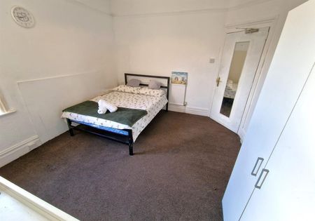 Southcote Road, Bournemouth - Photo 3