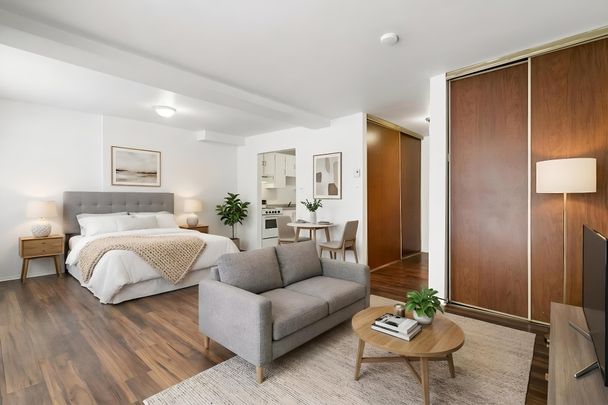 11565 Boul. de Pierrefonds, #102 - Photo 1