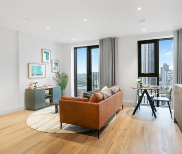 Live at Vertus’ newest Canary Wharf address: fully furnished studio... - Photo 1