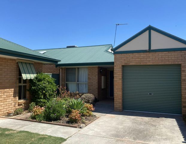 NEAT TWO BEDROOM UNIT - Photo 1