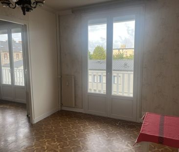 Location Appartement 4 pièces 78m² GRANVILLE 50400 - Photo 3