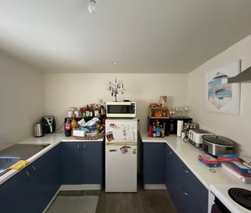 Modern Unit in Convenient Location - Photo 5