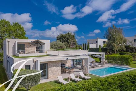 Maison à louer Mougins - Pibonson, Cote d'Azur, France - Photo 5