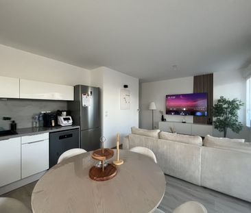 Location Appartement 2 pièces 50m² MARCQ EN BAROEUL 59700 - Photo 2