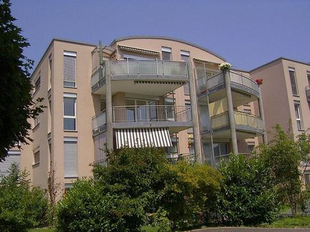 Tolle 4.5-Zimmerwohnung im 2. Stock - Photo 3