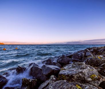 Beautiful new duplex penthouse in St-Prex 2 steps from the lake! - Photo 1