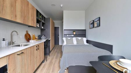 Studio to rent - Photo 5