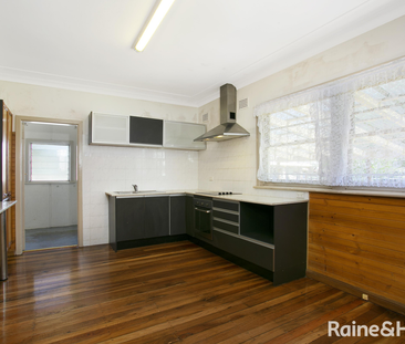 653 Pacific Highway, Mount Colah NSW 2079 - House For Rent | Domain - Photo 4
