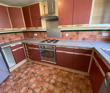 2 bedroom bungalow to rent - Photo 3