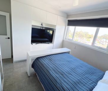 Little Bay - Photo 3