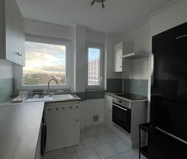 APPARTEMENT T3 MEUBLE - VILLEURBANNE Villeurbanne (69100) - Photo 2