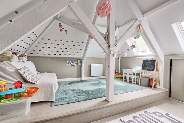 Maison à louer meublée à Saint-Germain-en-Laye, - Photo 1