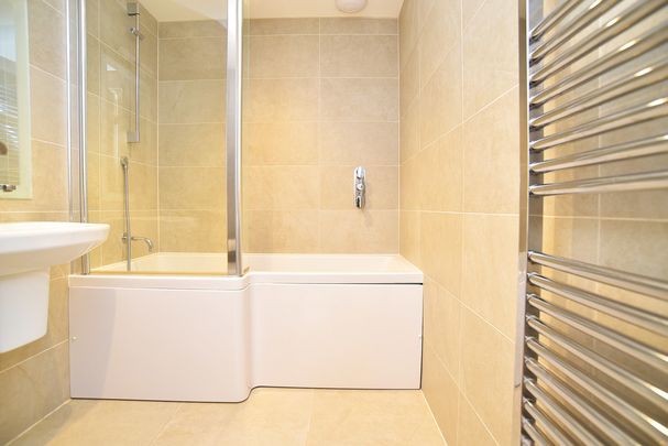 Victoria Avenue, Harrogate - Photo 1