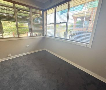 MODERN COMFORT IN RAYMOND TERRACE!! - Photo 2