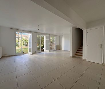 Location Maison 3 pièces 101m² BUXEROLLES 86180 - Photo 1