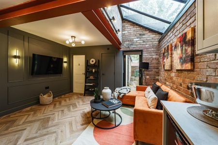 1 bedroom in a house share to rent - Photo 3