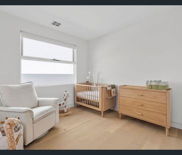 Stunning Family Home with Sunroom & Luxury Finishes – Prime Sunbury... - Photo 5