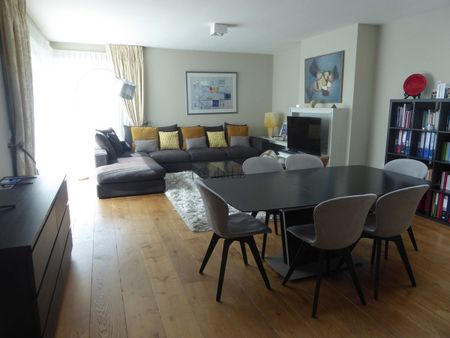 Apartment to rent in Galway, Salthill - Photo 3