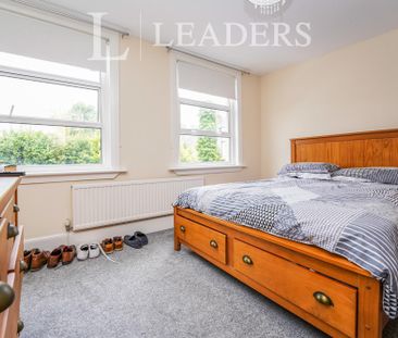 2 bedroom house to rent St. James Place, Cheltenham, GL50 - Photo 4