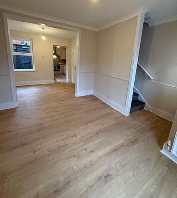 23 Parkgate Parade, Sydenham, Belfast, BT4 1ET - Photo 1