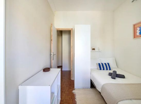 Rua Coronel Marques Leitão, Lisbon, Lisbon 1700-123 - Photo 1