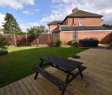 4 bedroom house to rent - Photo 1