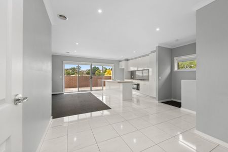 5/315 Walker St, Ballarat North VIC 3350 - Photo 3