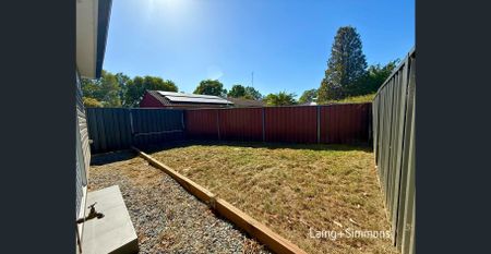 Street facing near-new granny flat, water included - Photo 4