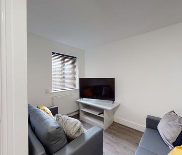 4 bedroom house to rent - Photo 1