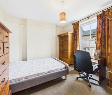 7 bedroom private hall to rent - Photo 5