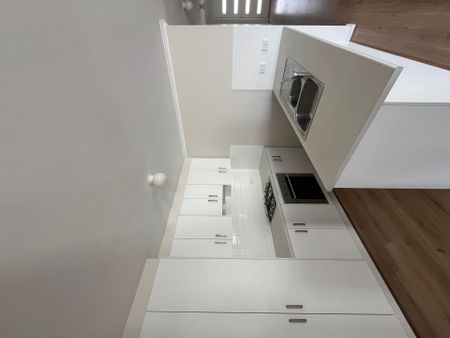 3 Bedroom Family Home - Photo 4