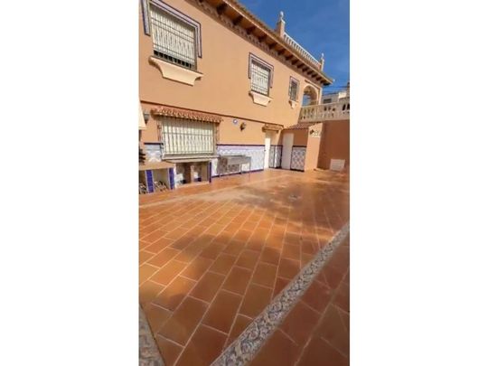 5 room luxury House for rent in Rincón de la Victoria, Andalusia - Photo 1