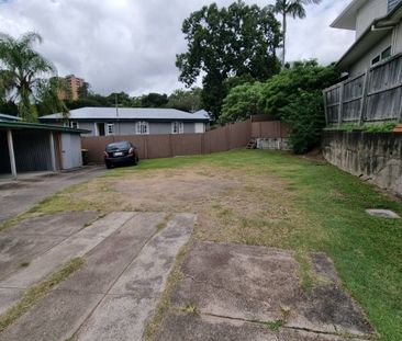 2/11 Moy Street Kelvin Grove 4059- Ready to move in - Photo 5