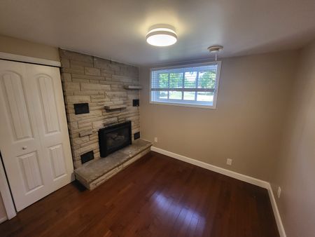 2-725 Tacoma Crescent, Kingston, ON K7M 5C5 - Photo 2