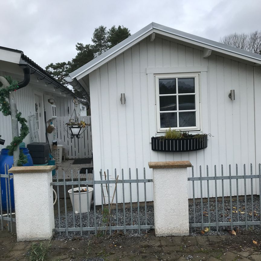 Mellanvägen, Värmdö - Photo 1