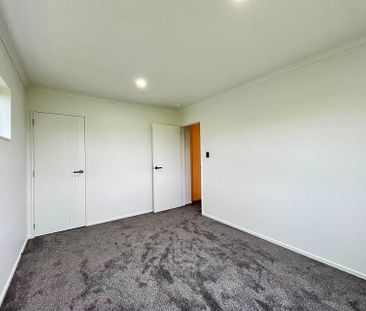 Brand New 3 Bedroom Freehold Home - Photo 4