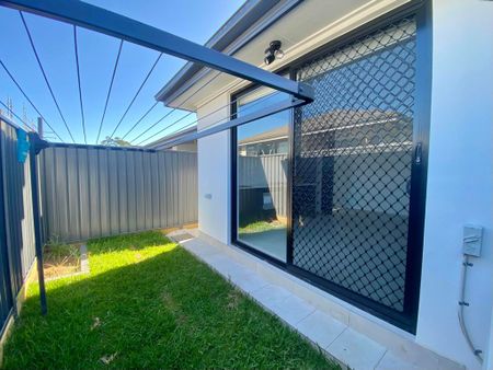 5a Mahoney Street, Lochinvar - Photo 4