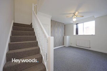 2 bedroom terraced house to rent - Photo 3