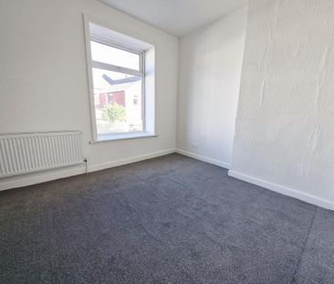 2 bedroom house to rent - Photo 3