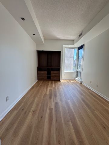 For Lease - 111 Elizabeth Street Unit# 1708, Toronto, Ontario - Photo 4