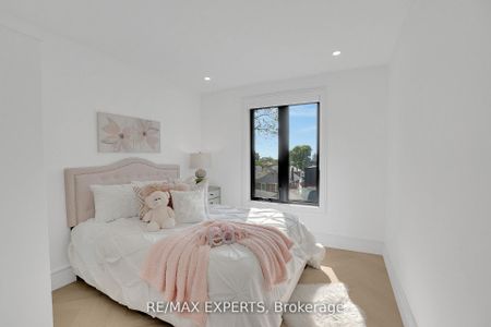 For Lease - 62 Hartley Avenue, Toronto, Ontario - Photo 2