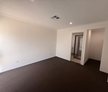 Brand New 4x2 Family Home in Sought-After Ravenswood - Photo 5