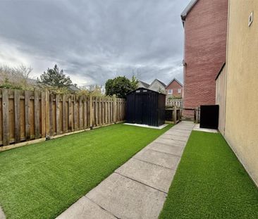 Christmas Place, The Staiths, Gateshead - Photo 3